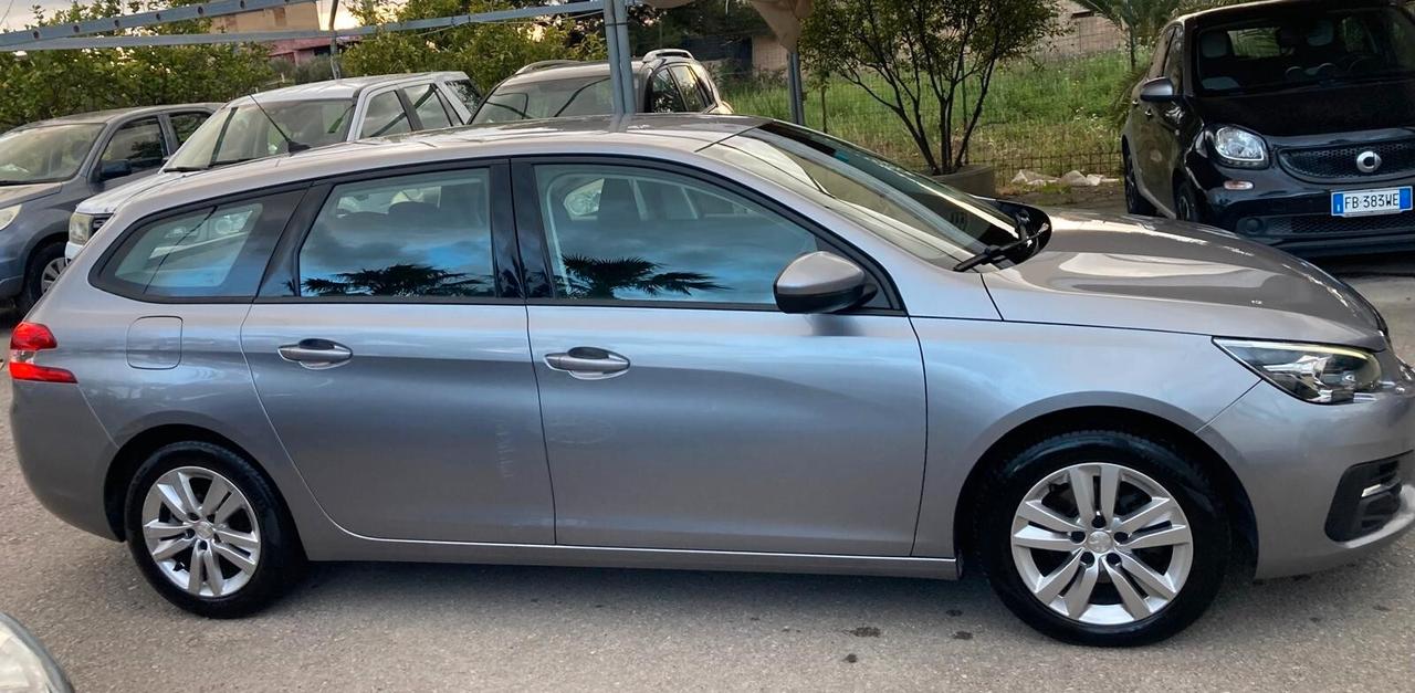 Peugeot 308 BlueHDi 130 S&S SW Active