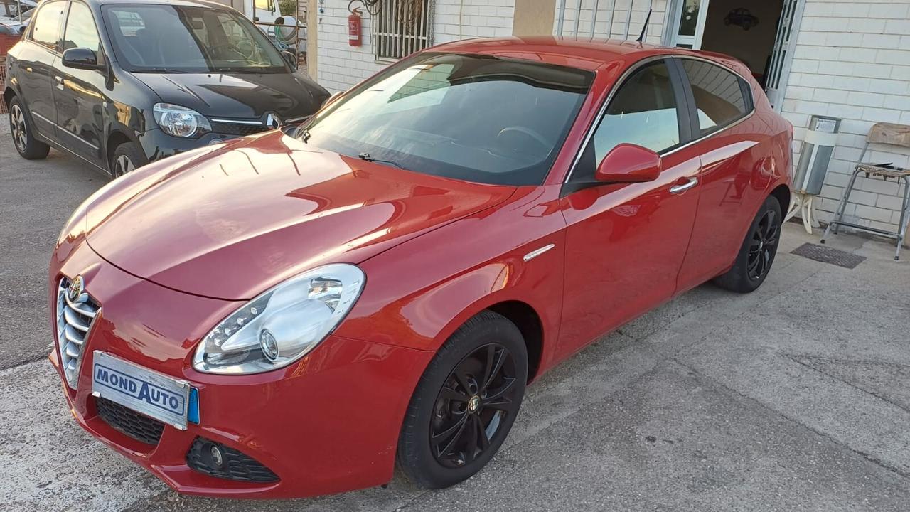 Alfa Romeo Giulietta 1.6 JTDm-2 105 CV Distinctive 2013 ROSSA COME NUOVA