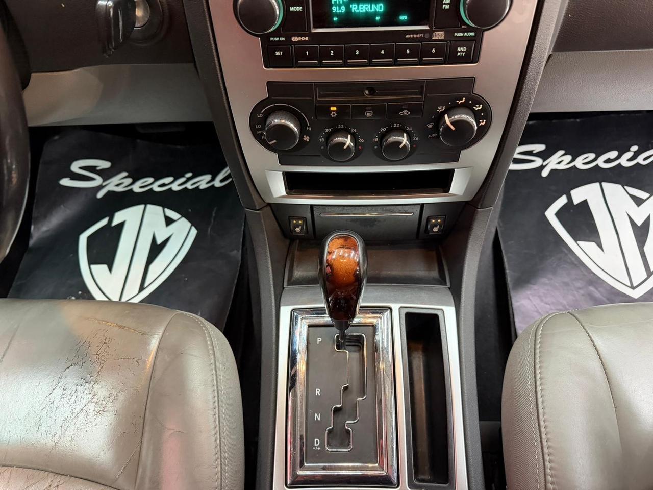 Chrysler 300C 3.0 V6 CRD cat DPF Sedan 218Cv