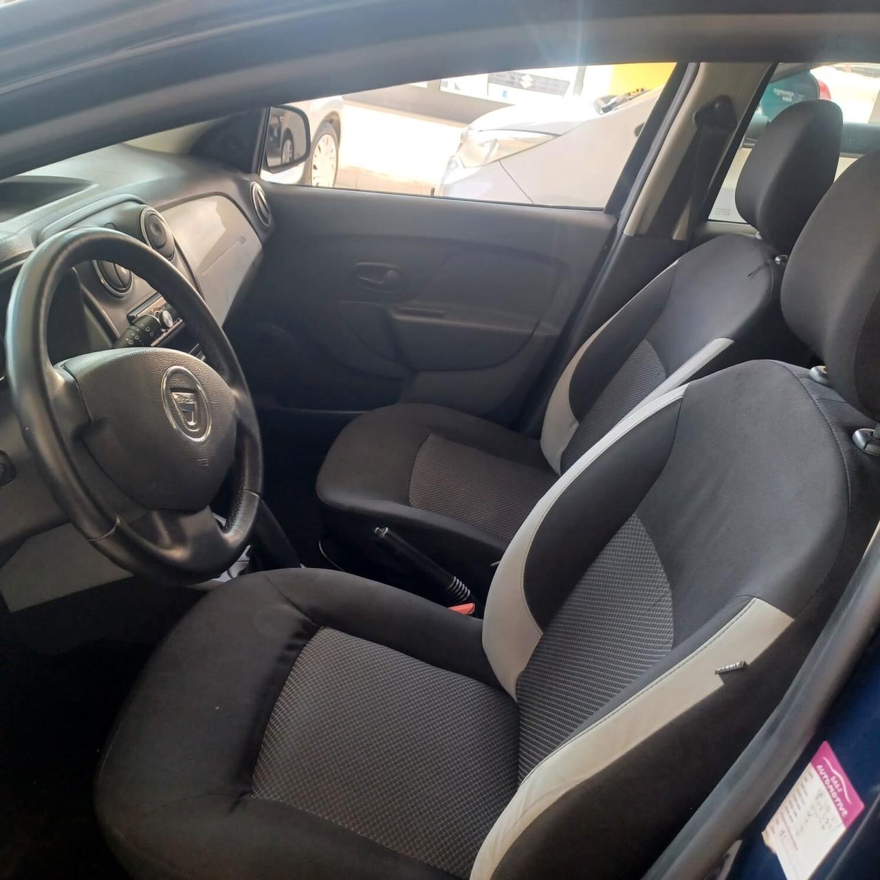 134188KM SANDERO GPL DI FABBRICA PERFETTA