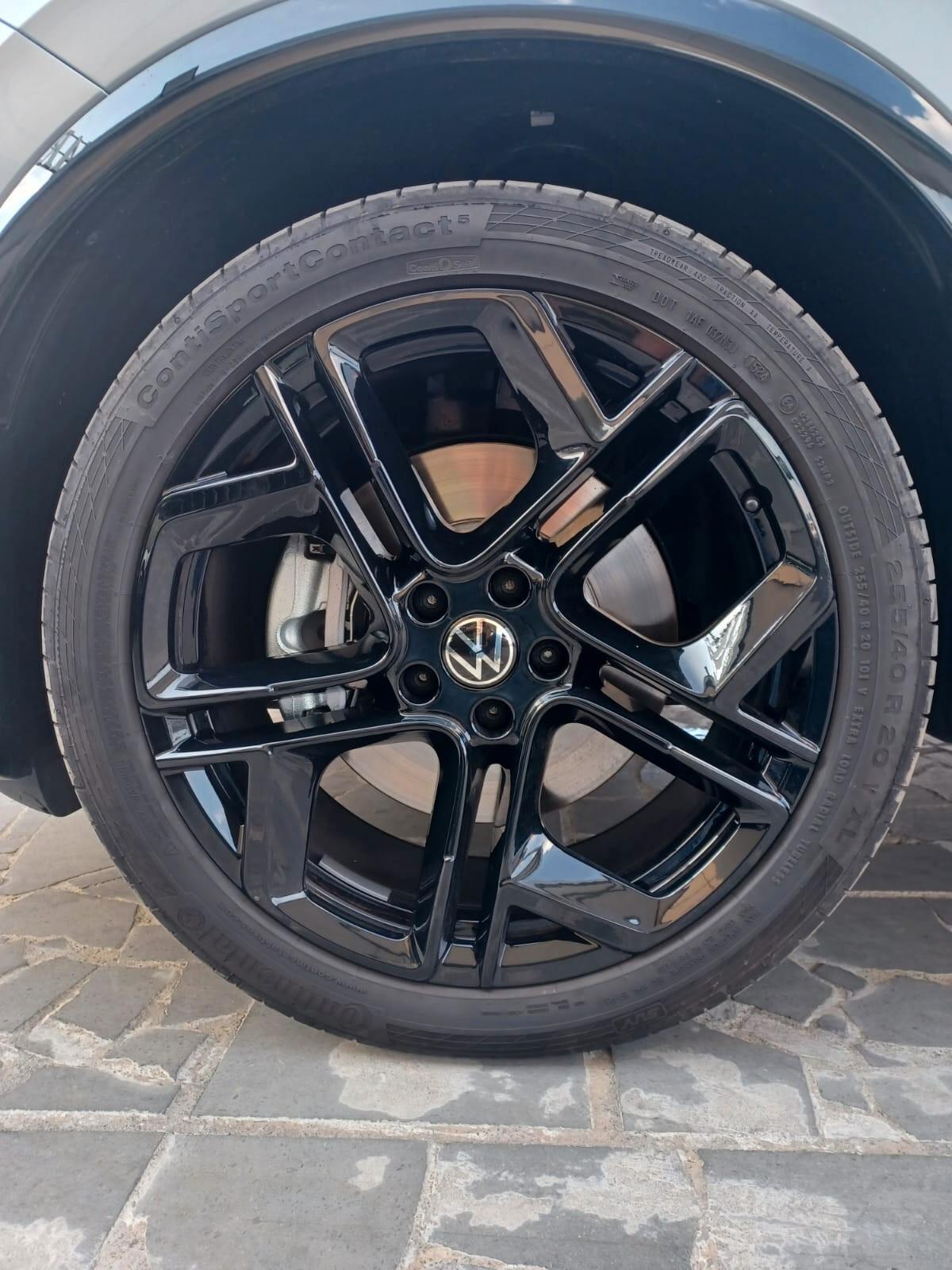 Volkswagen Tiguan 2.0 TDI 150 CV DSG R-Line