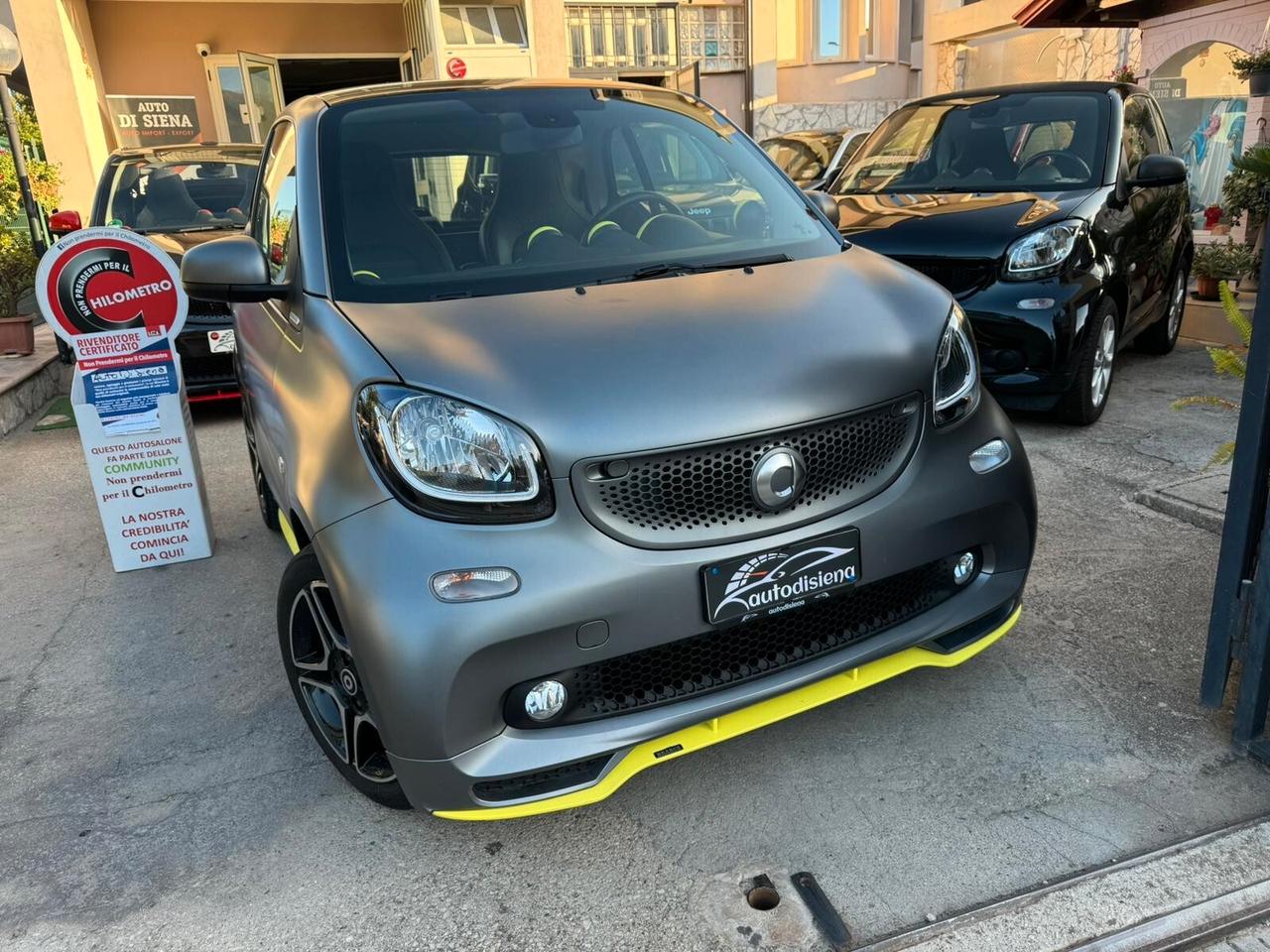 Smart ForTwo 90 0.9 Turbo twinamic Urbanrunner taylor made asphalthgold full
