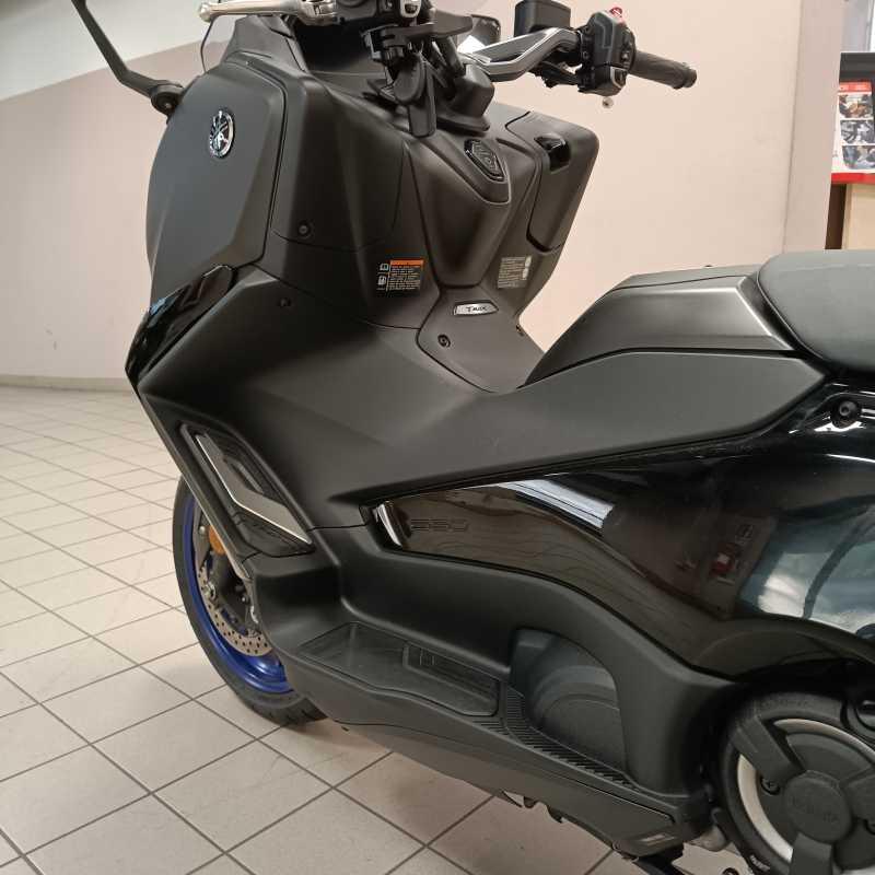 Yamaha T-Max 560 - 2025