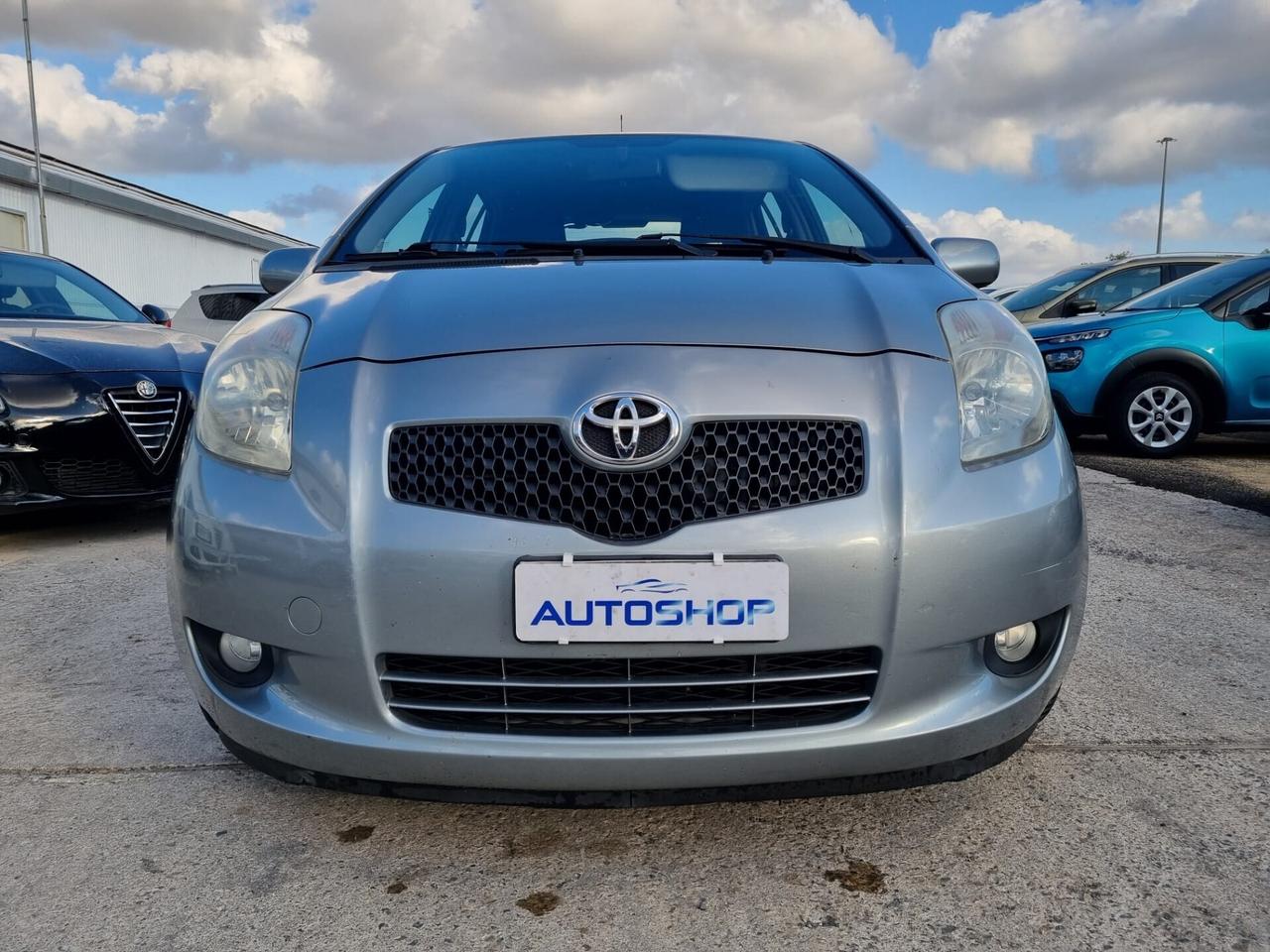 Toyota Yaris 1.4 D-4D 5 porte Sol