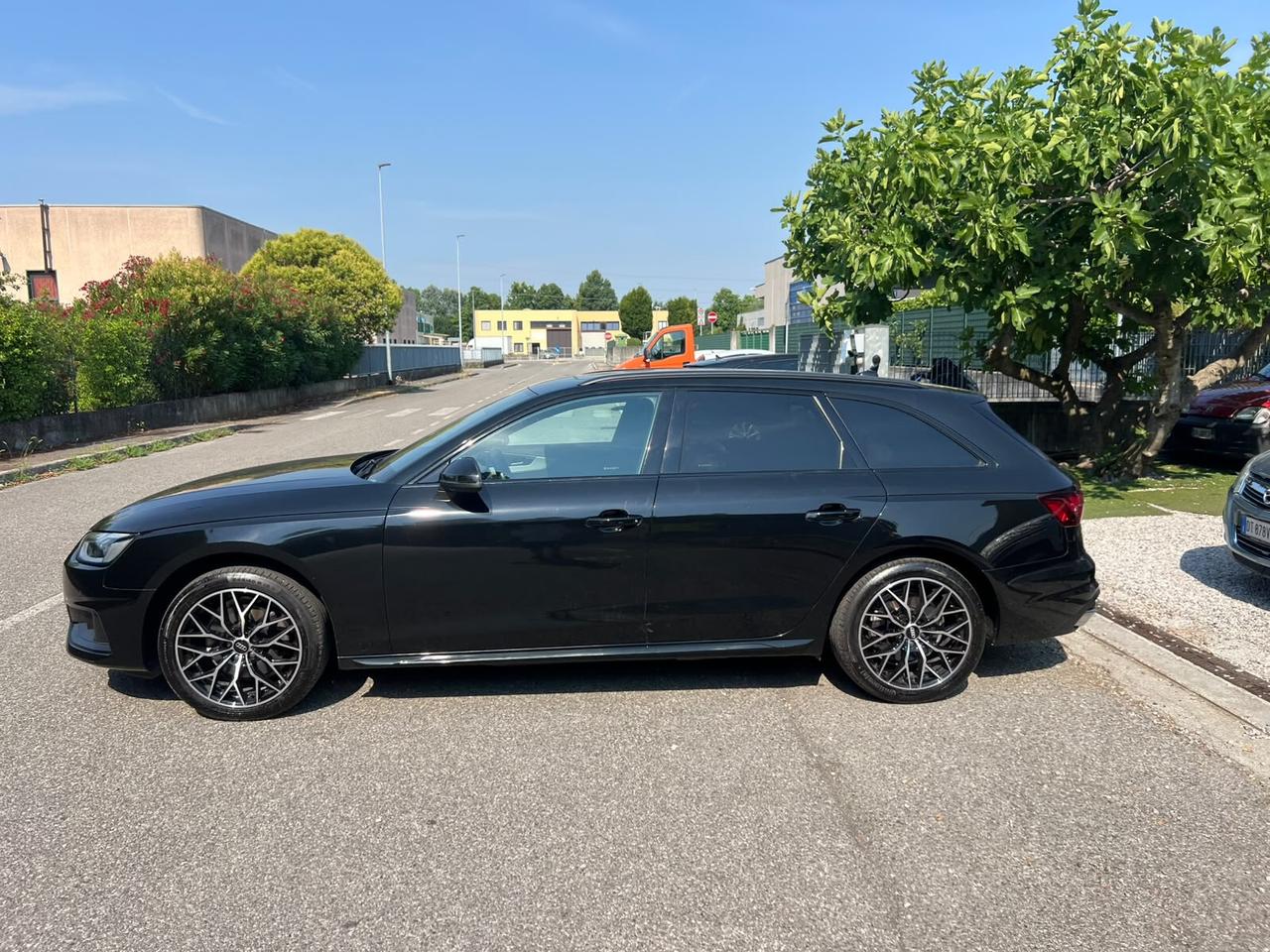 Audi A4 Avant 40 TDI S tronic line edition