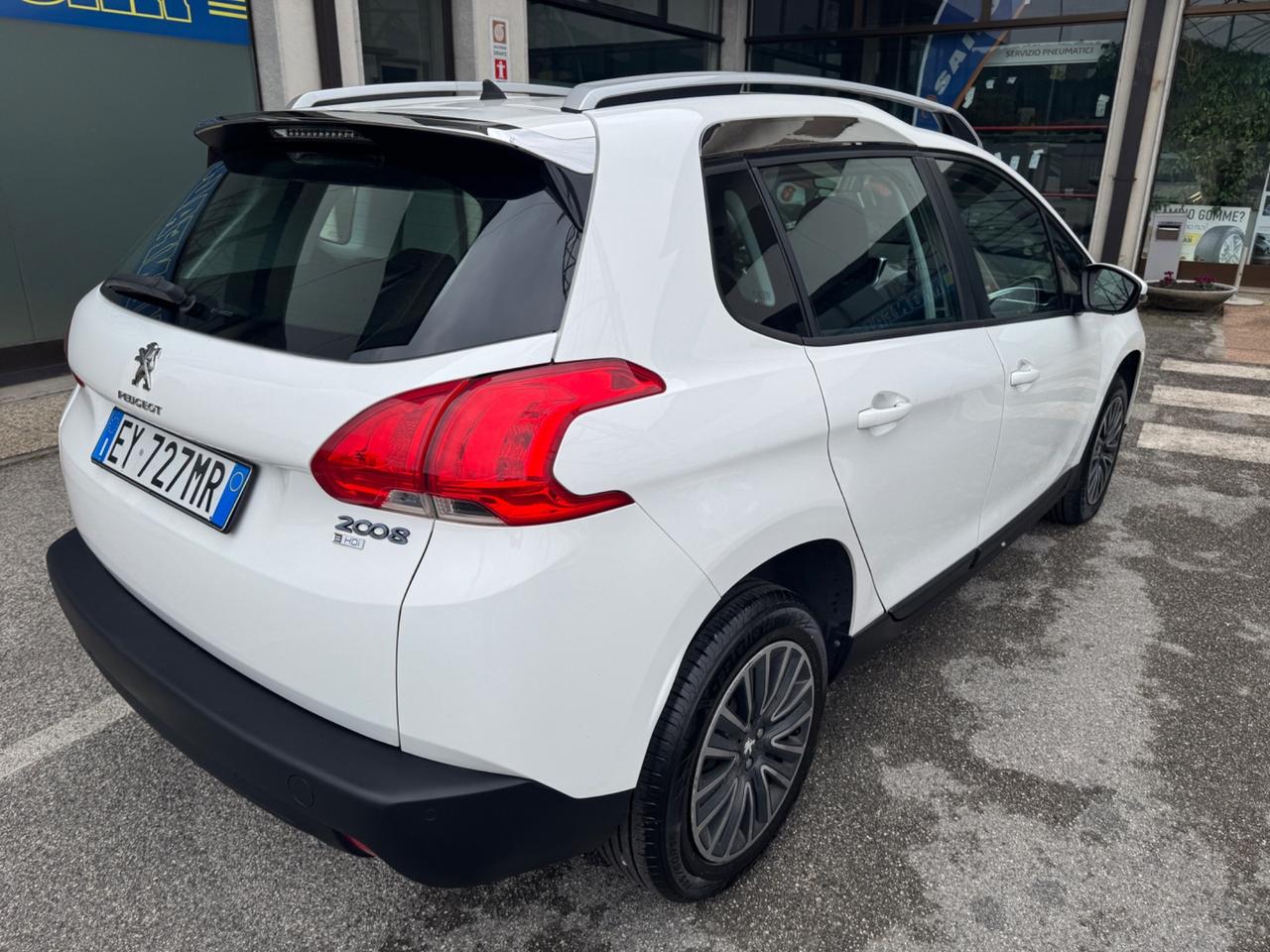 Peugeot 2008 1.6 e-HDi 92 CV 2015