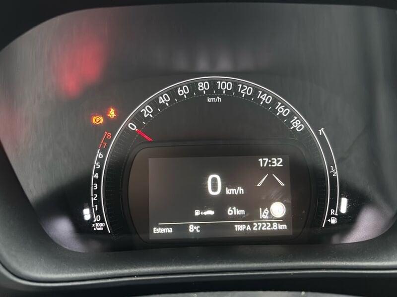 Toyota Aygo X 1.0B (72 CV) Lounge