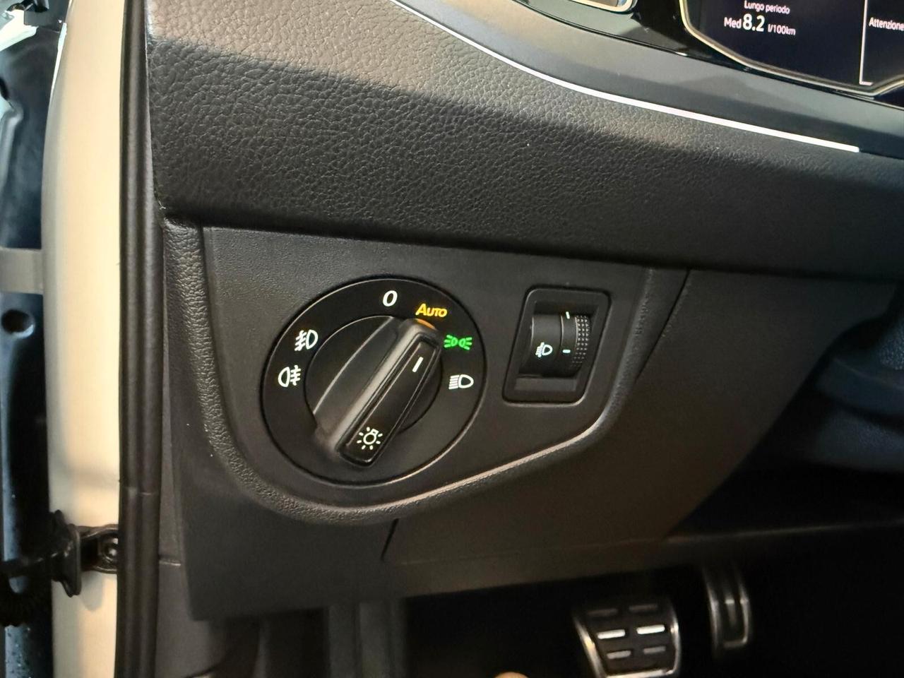 Volkswagen Taigo 1.0 TSI 110 CV DSG R-Line