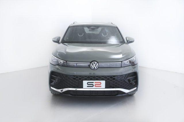 VOLKSWAGEN Tiguan 2.0 TDI 150 CV DSG R-Line IQ.light LED performance