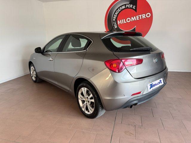 ALFA ROMEO Giulietta 1.6 JTDm-2 105 CV Distinctive