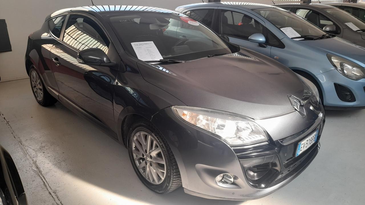 Renault Megane Mégane Coupé 1.5 dCi 110CV Start&Stop Energy GT Line