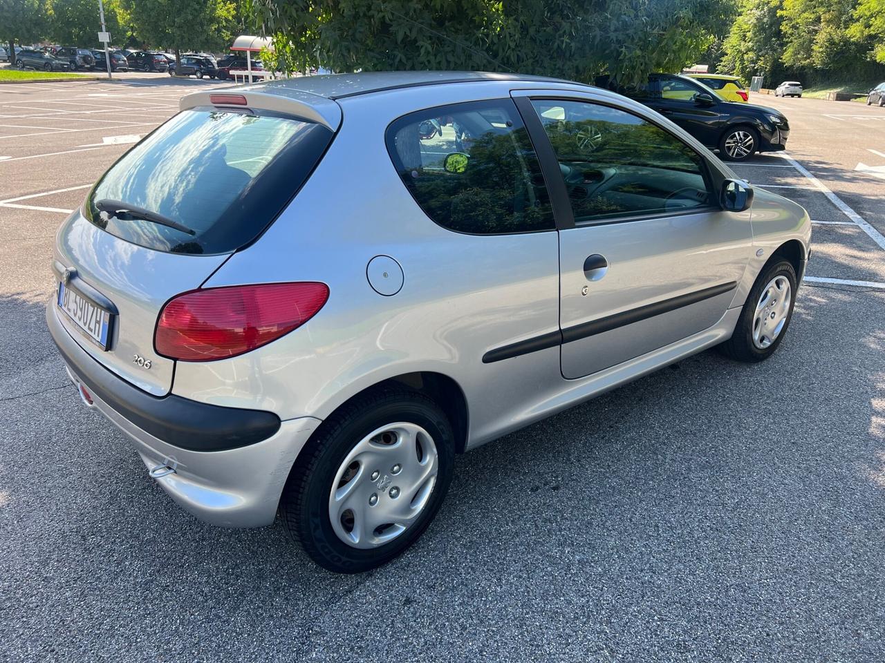 Peugeot 206 1.4 3p. XR