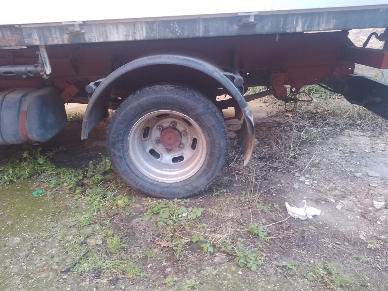 IVECO DAILY 35C11A DEL 2002 CON 140.000 KM