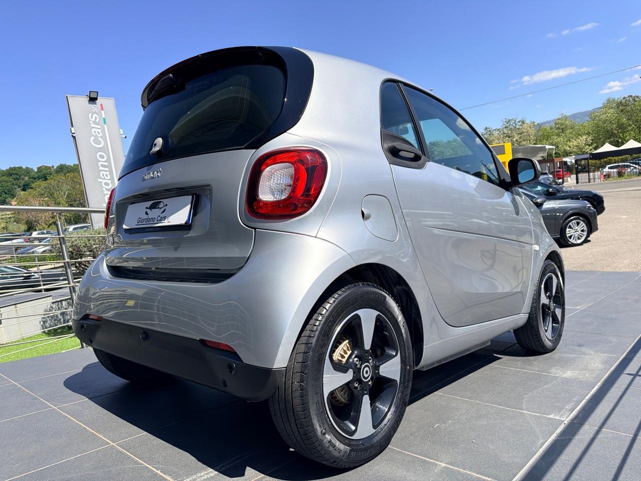Smart ForTwo EQ Passion uff Mercedes in garanzia