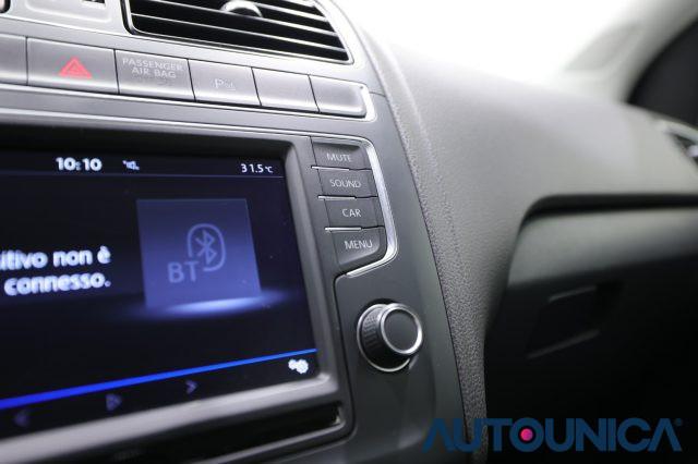 VOLKSWAGEN Polo 1.0 MPI 75CV 5PORTE BUSINESS NEOPATENTATI
