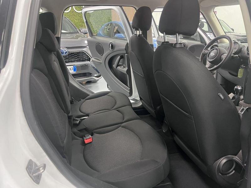 MINI Countryman One D