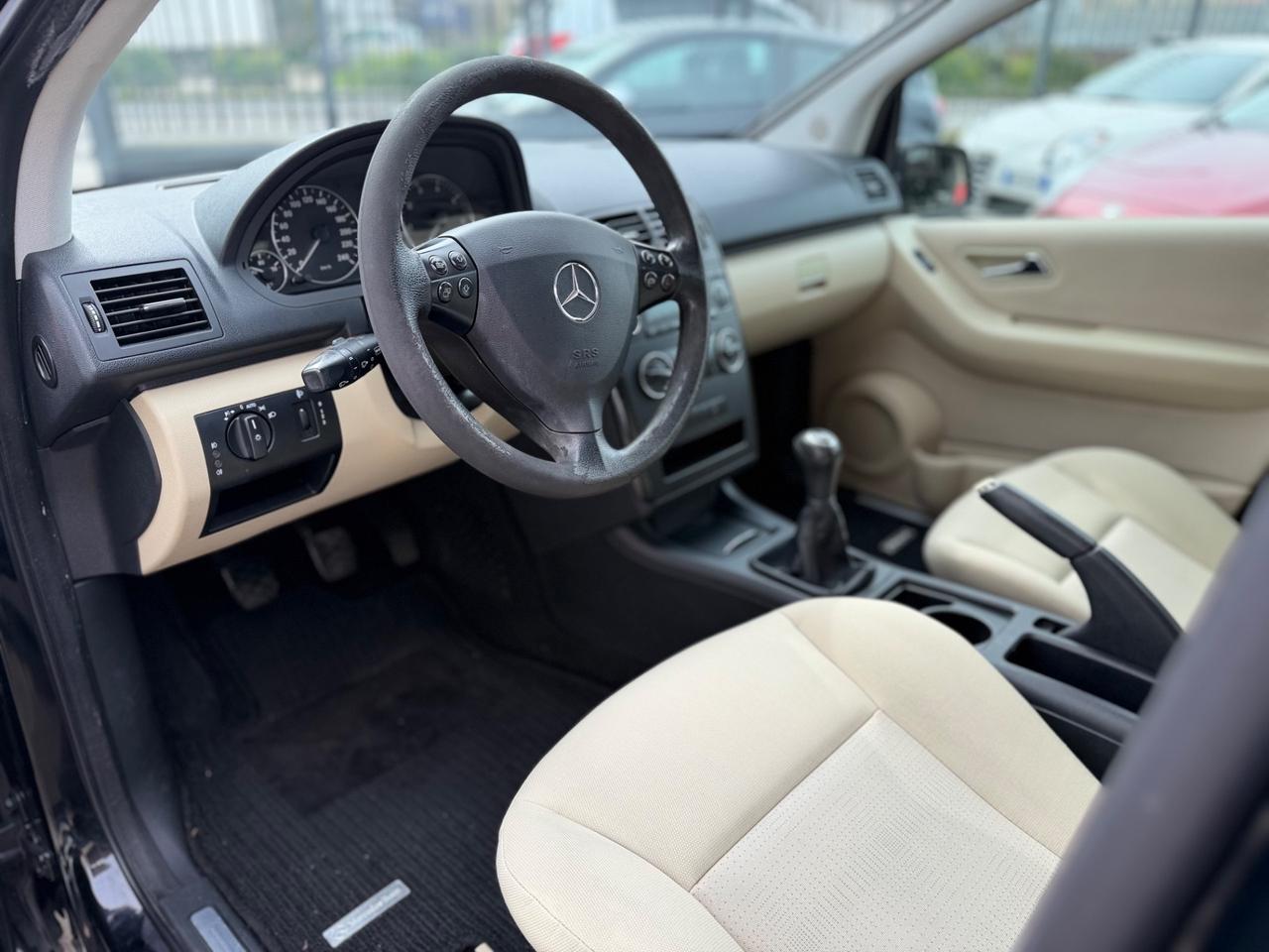 Mercedes-benz A 160 BlueEFFICIENCY Elegance