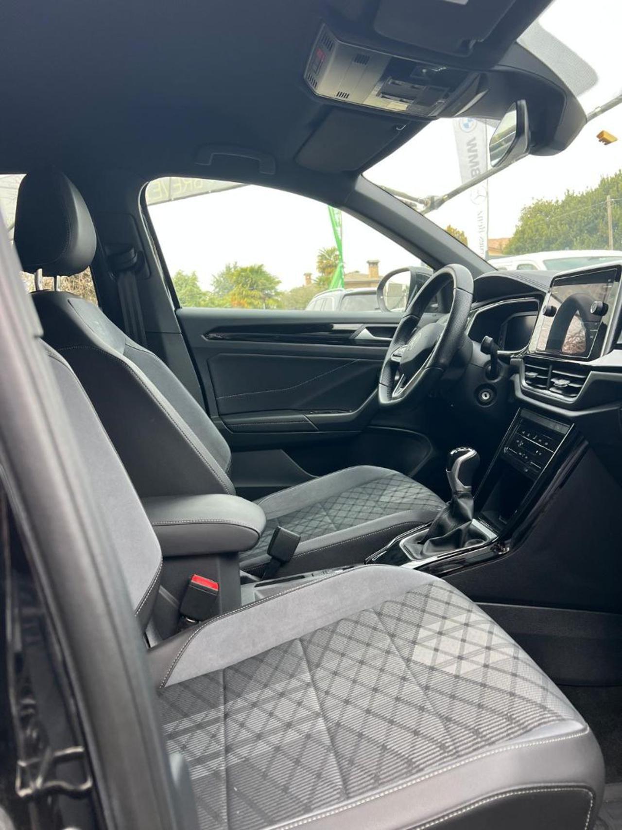 Volkswagen T-Roc 2.0 tdi R-Line 115cv