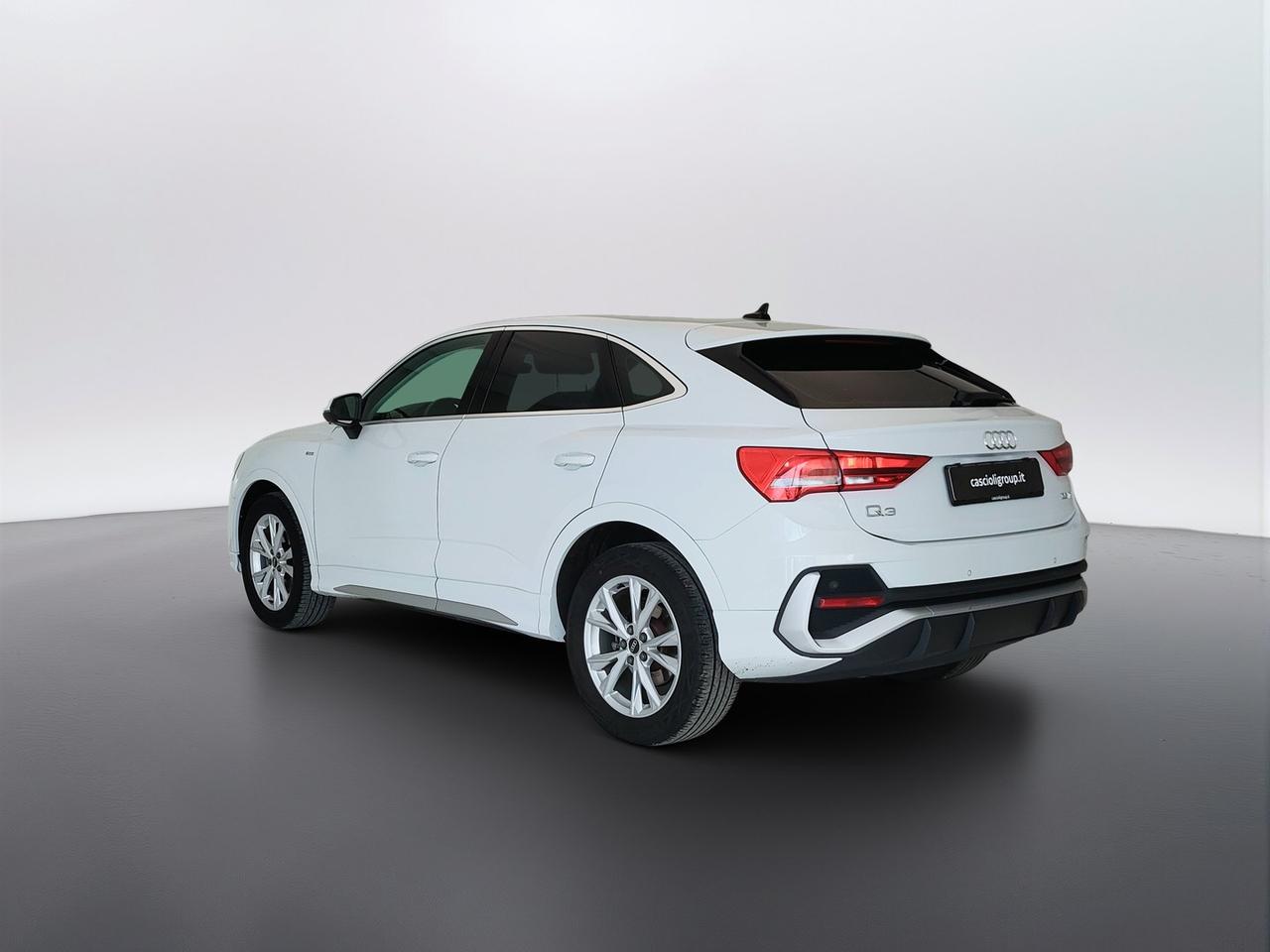 AUDI Q3 I 2019 Sportback - Q3 Sportback 35 2.0 tdi S line edition s-tronic