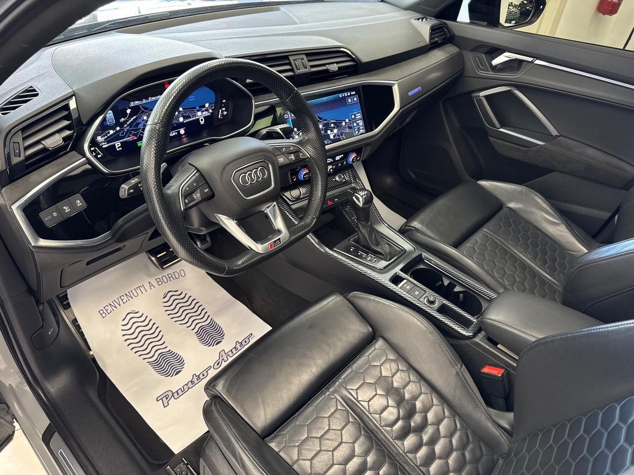 Audi Q3 RS quattro S tronic