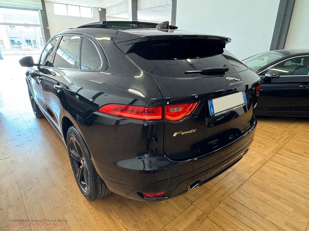 Jaguar F-Pace 2.0 D 240CV R-Sport 2018