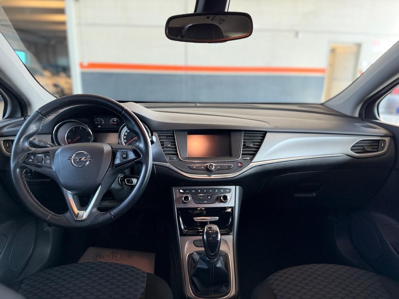 Opel Astra 1.6 CDTi 110CV Start&Stop 5 porte Innovation NEOPATENTATI