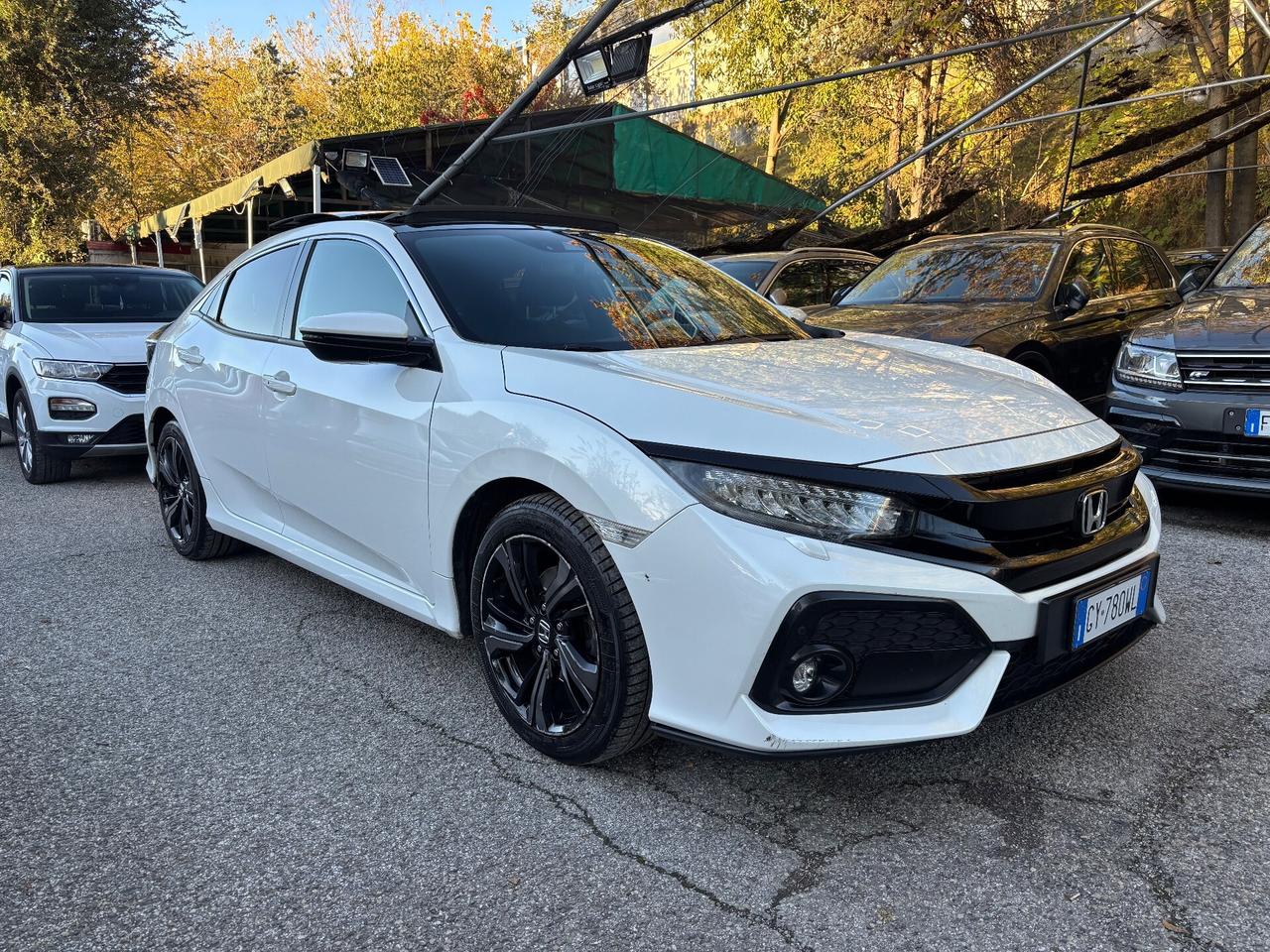 Honda Civic 1.6 5 porte Executive Premium