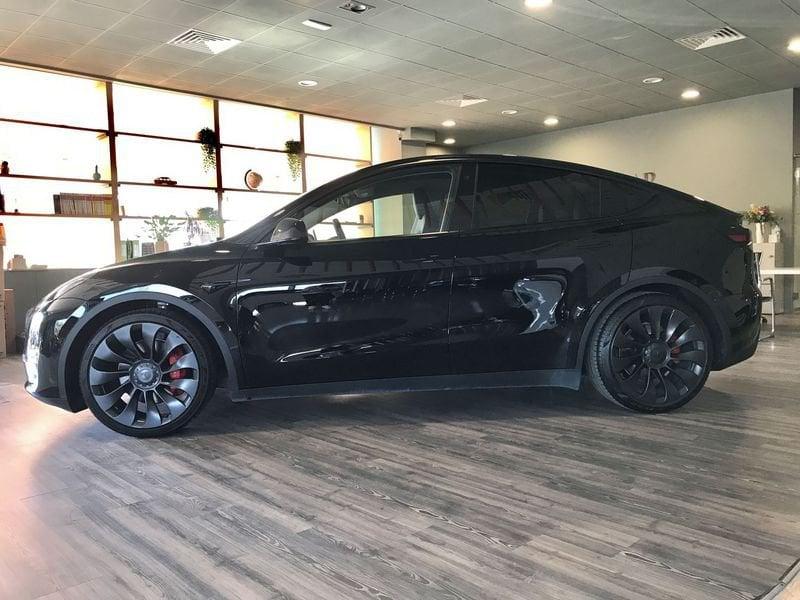 Tesla Model Y Performance AWD Subentro Leasing