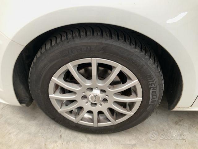 Audi A1 Sportback 1.0 tfsi ultra Sport 95cv 5Posti