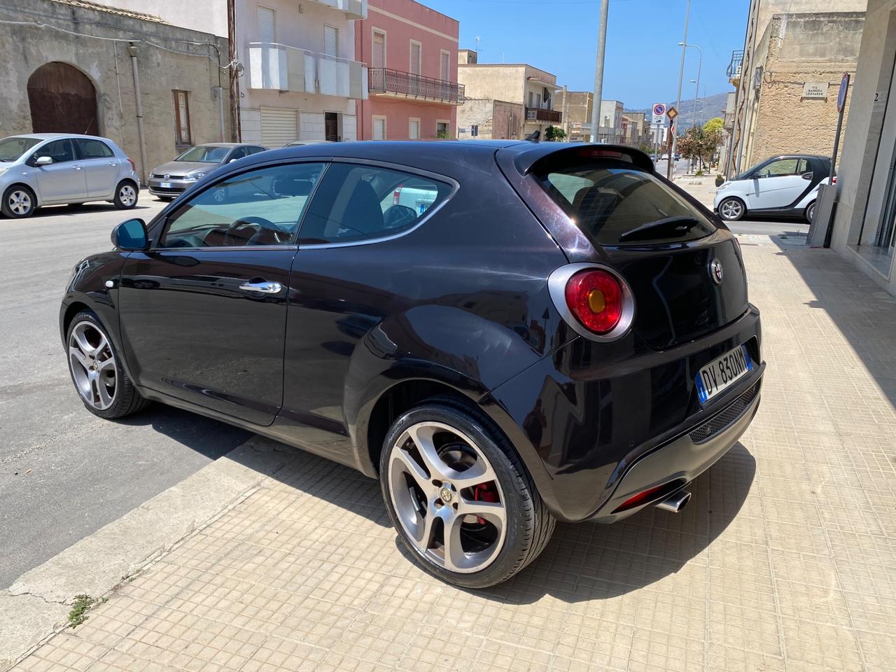 Alfa Romeo MiTo 1.6 JTDm 16V Distinctive Sport Pack