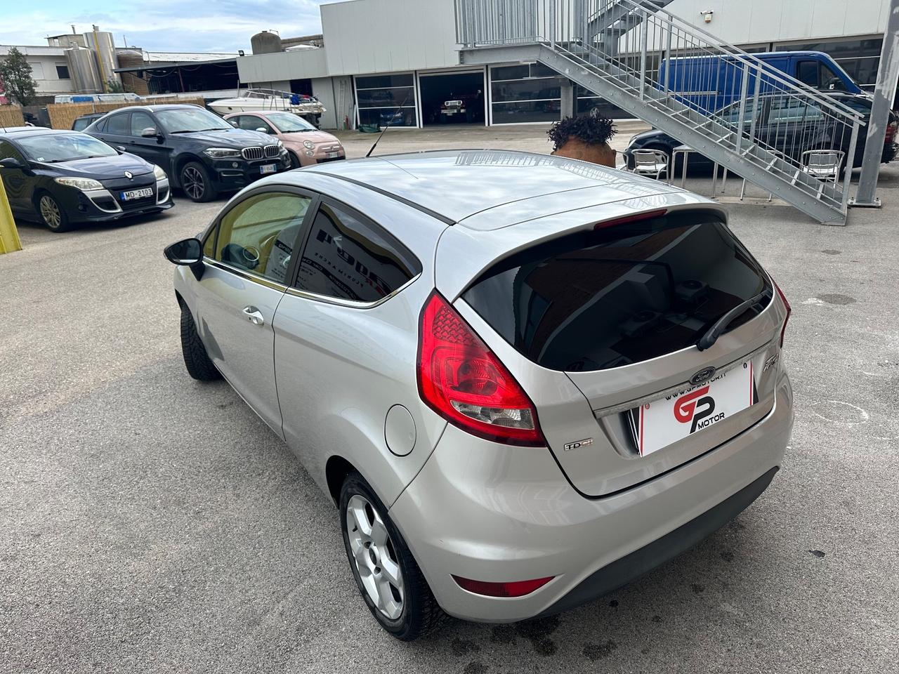 FORD FIESTA 1.6*69CV*PREZZO AFFARE SHOCK*PRONTA CONSEGNA*