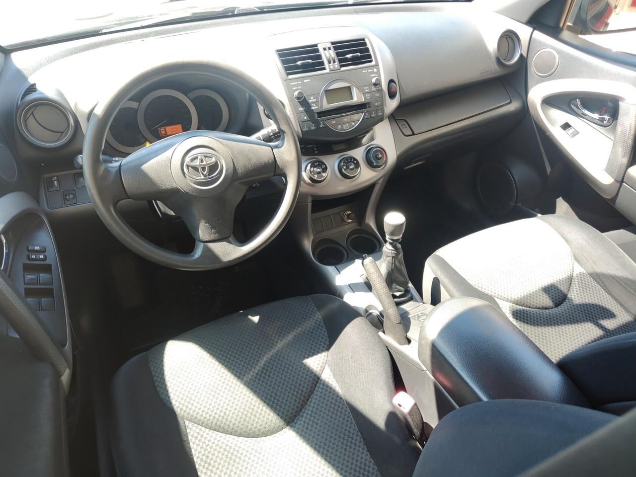 Toyota RAV 4 RAV4 2.2 D-4D 136 CV Sol