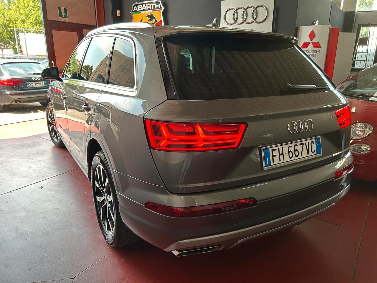 Audi Q7 3.0 TDI 218 CV ultra quattro tiptronic Business Plus