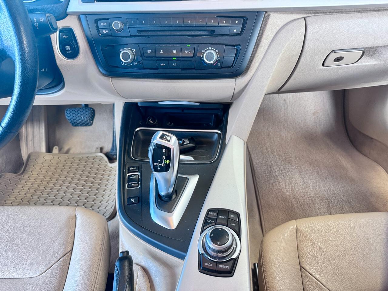 Bmw 320 320d xDrive Touring Modern