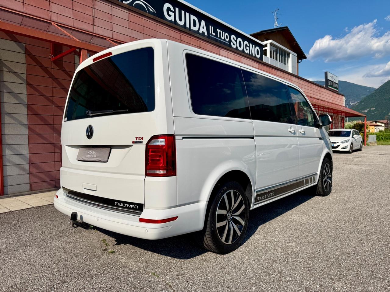 Volkswagen Multivan T6 4x4 BULLI - FULL