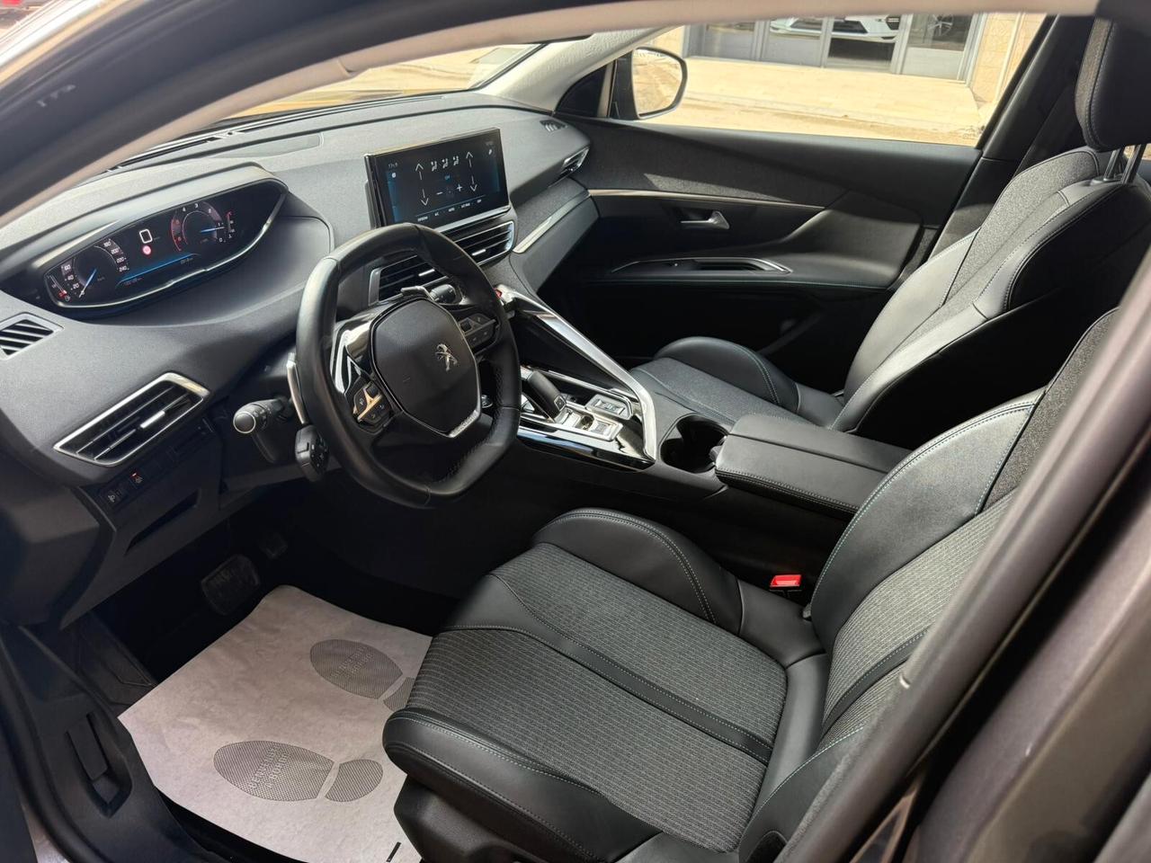 Peugeot 3008 HDi 130 S&S EAT8 Allure Pack...