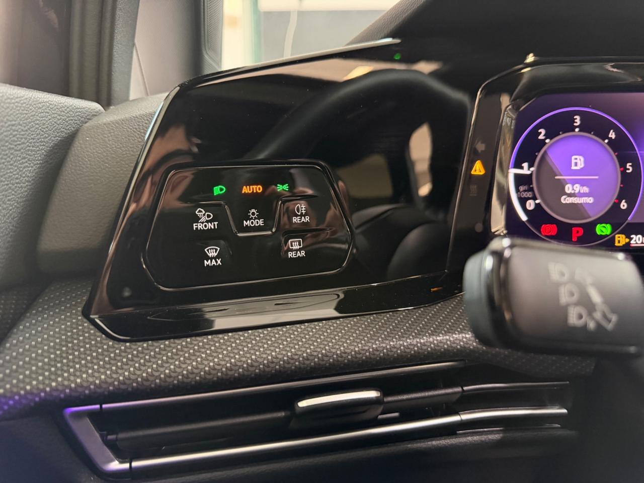 Volkswagen Golf 2.0 TDI 150 CV DSG SCR R-Line