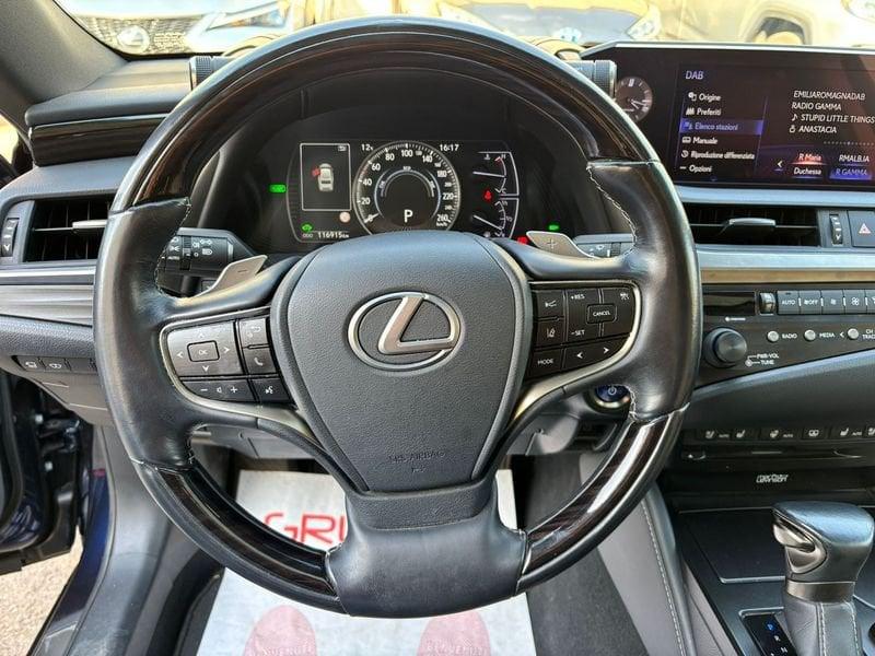 Lexus ES 300h Luxury