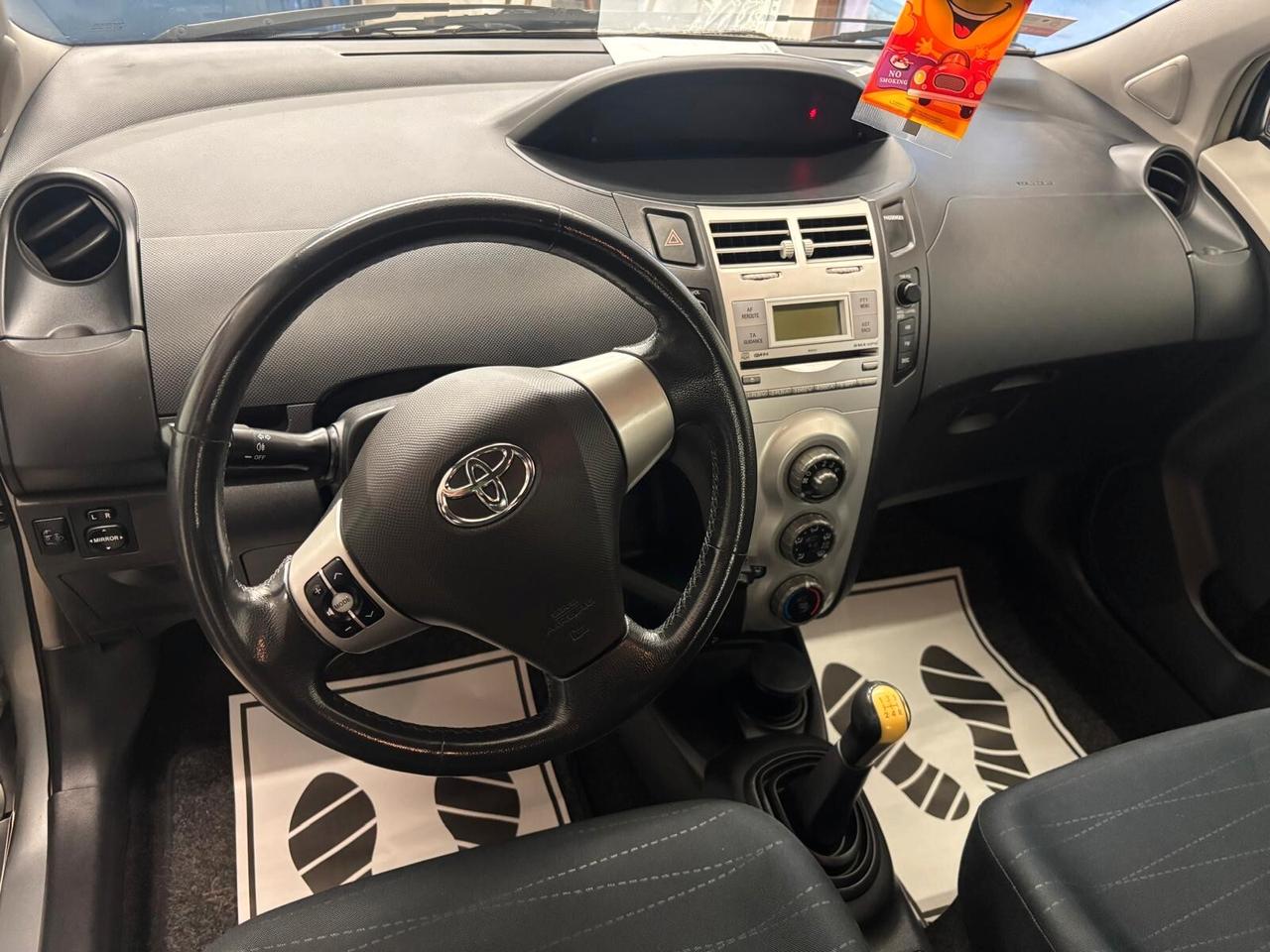 Toyota Yaris 1.3 3 porte
