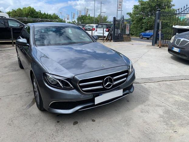 MERCEDES - Classe E - 220 BlueTEC 4Matic Automatic