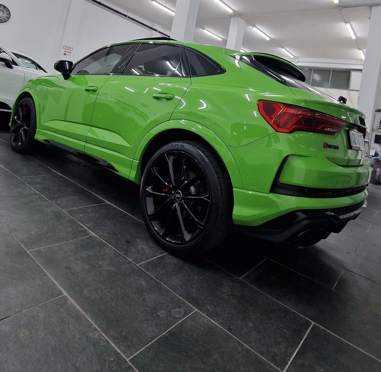 Audi Q3 SPB 45 TFSI quattro S tronic Identity Black