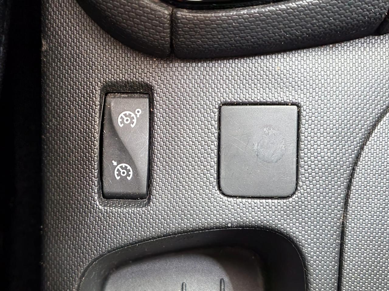 Renault Clio 1.5 dCi 75cv Wave 2013