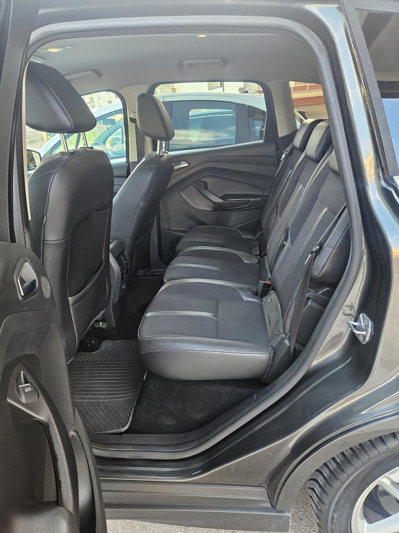 Ford C-max 1.5 120cv tdci 88kw Titanium X