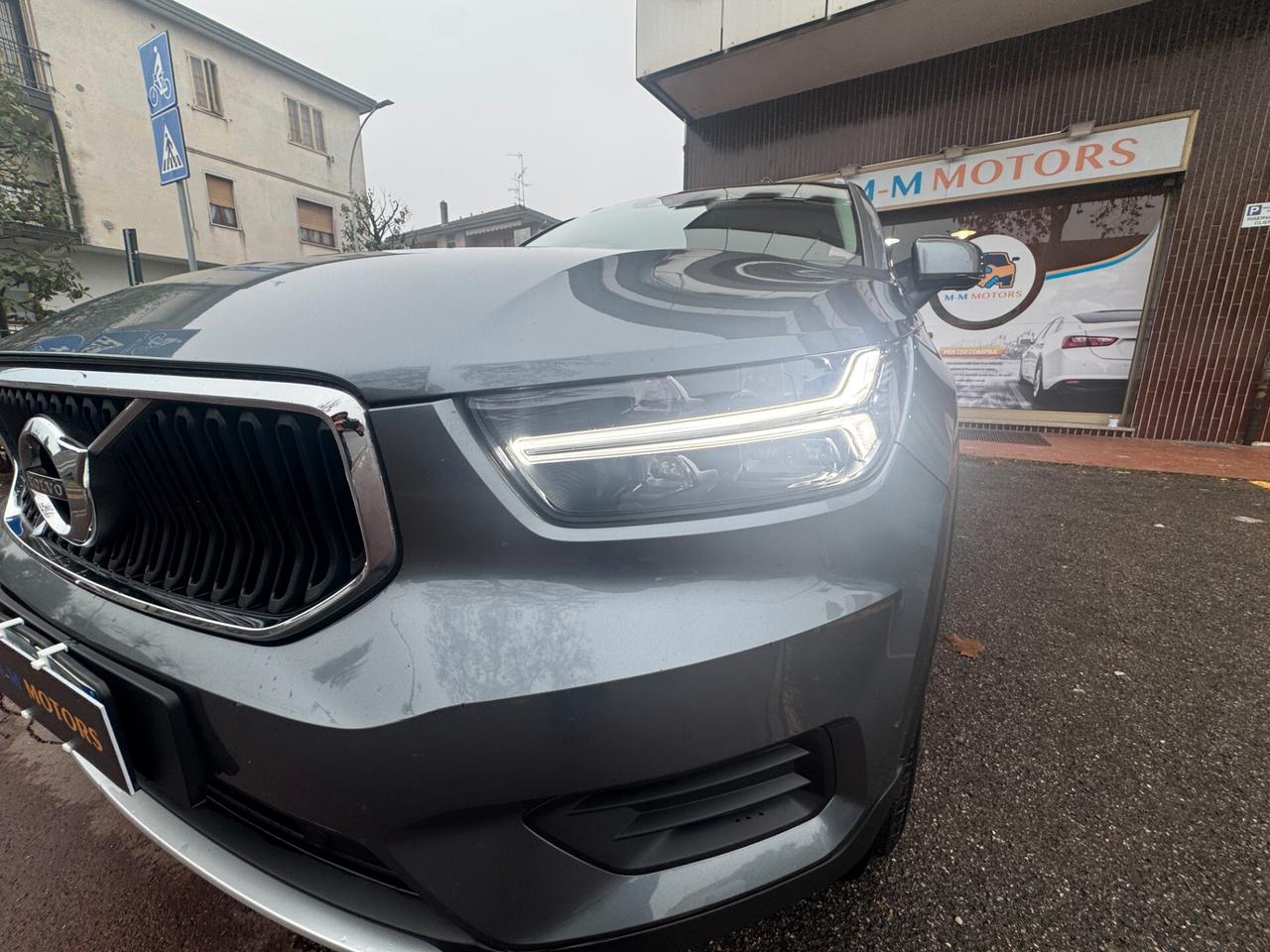 Volvo XC40 2.0 t4 Momentum awd geartronic