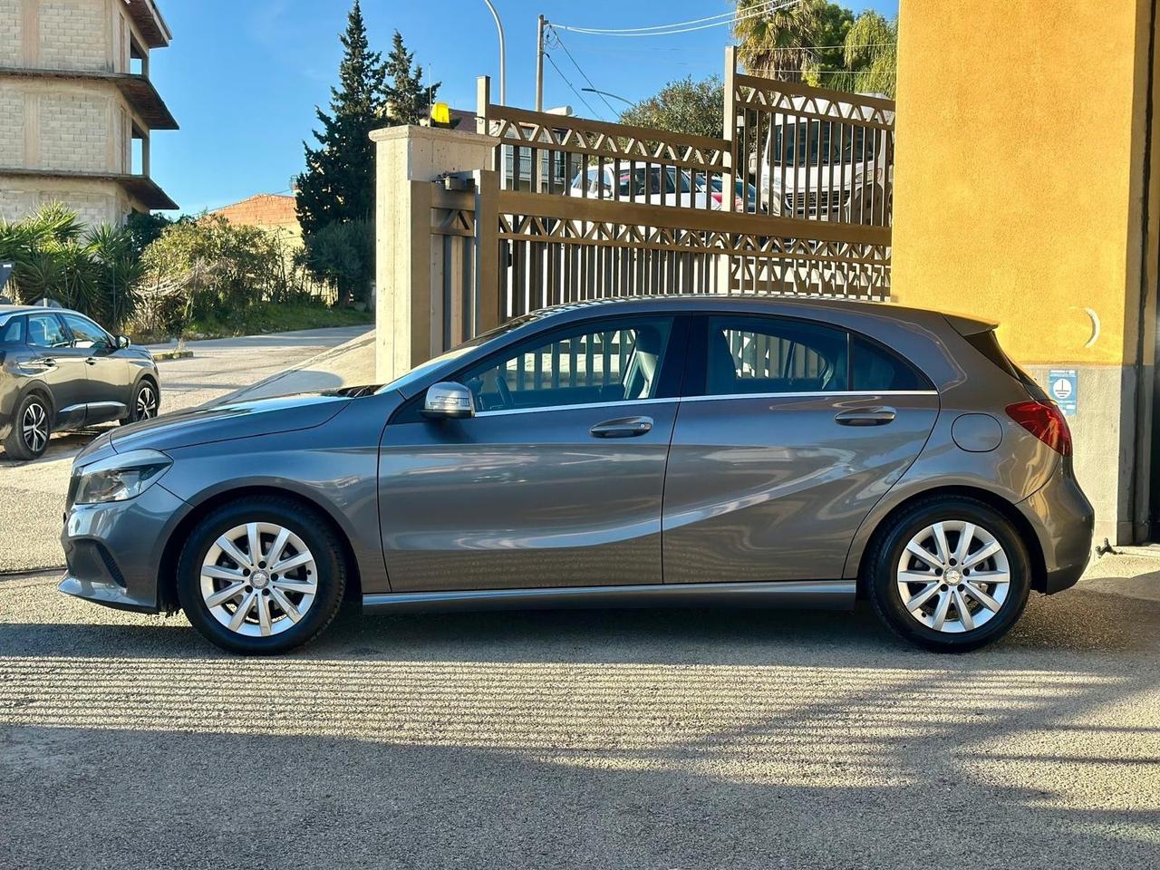 Mercedes-benz A 180 d Business