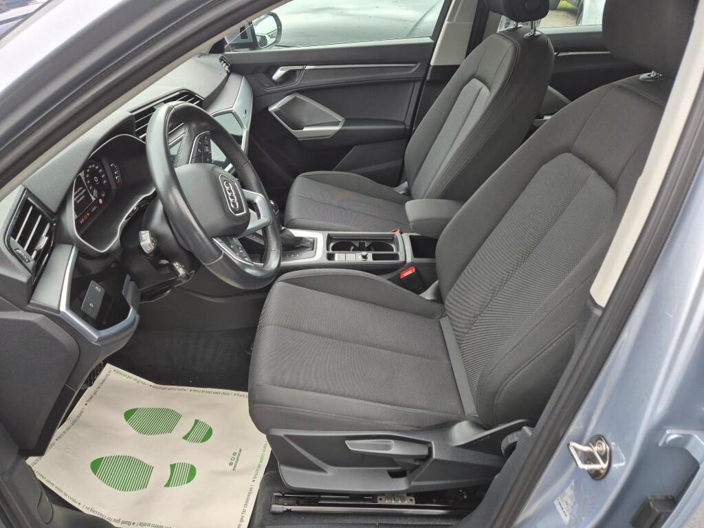 Audi Q3 2.0 TDI 150CV S-tronic BUSINESS