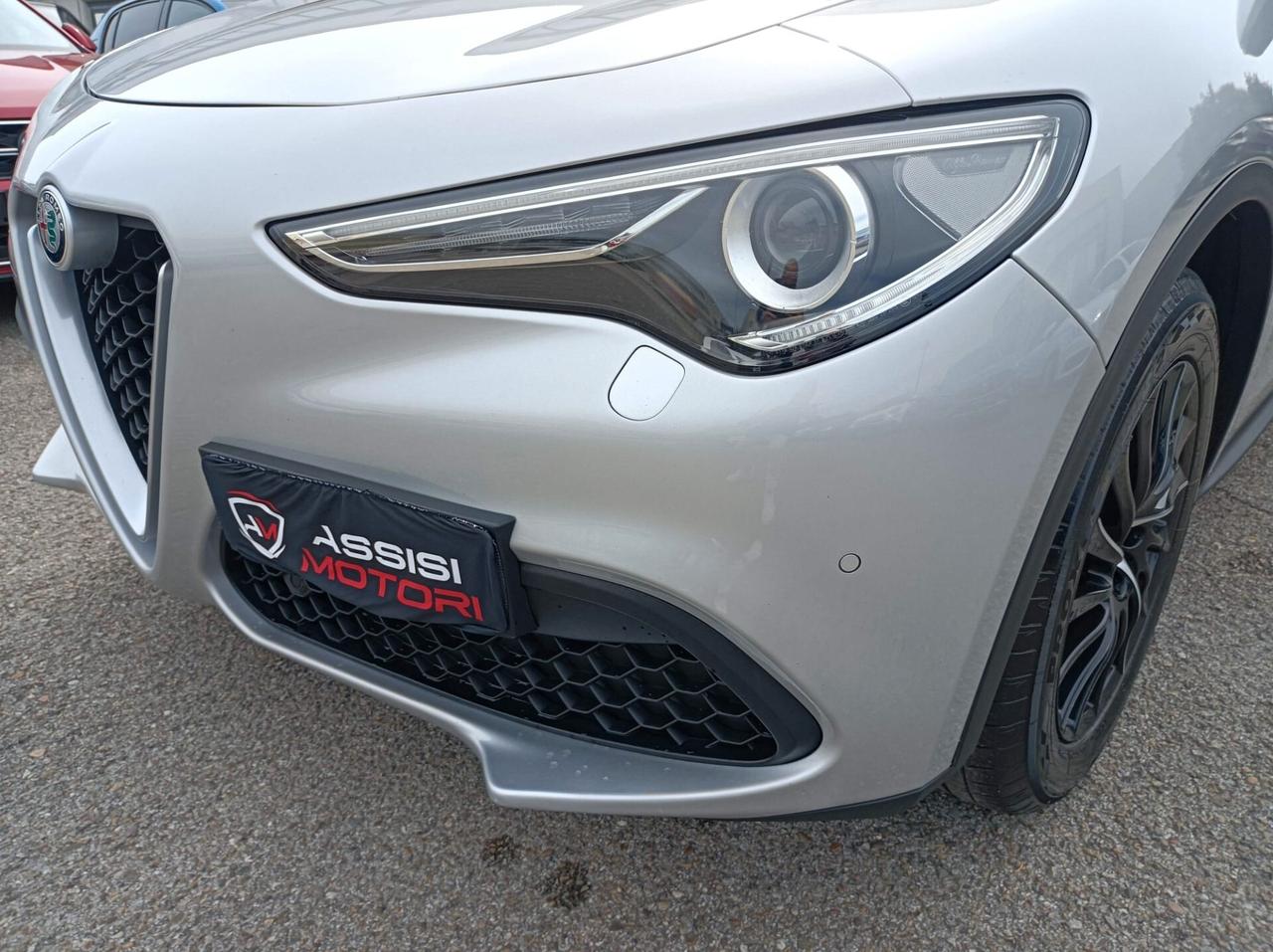 Alfa Romeo Stelvio 2.2 Turbodiesel 180 CV AT8 RWD Business