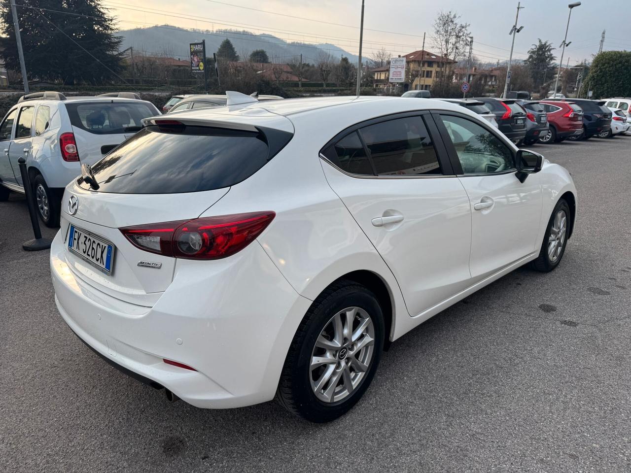 Mazda 3 2017 5p 1.5d Evolve 105cv