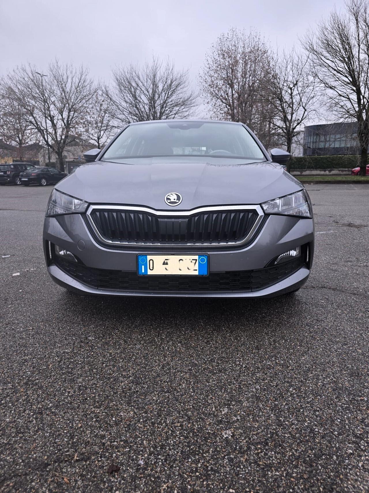 Skoda Scala 1.0 TSI 110 CV DSG Ambition GANCIO TRAINO REMOVIBILE FULL ADAS TELECAMERA