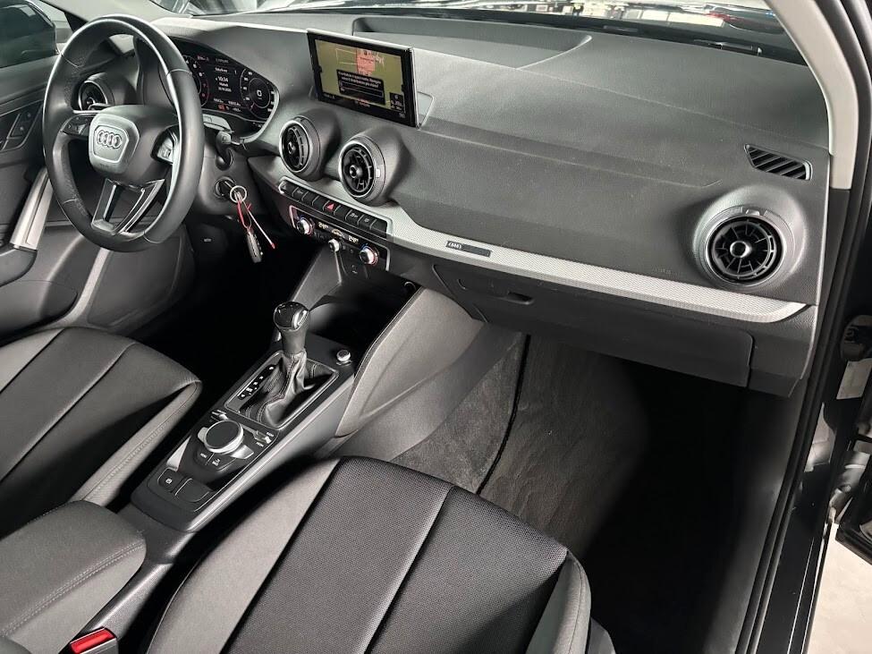 Audi Q2 35 TFSI S tronic Business Plus
